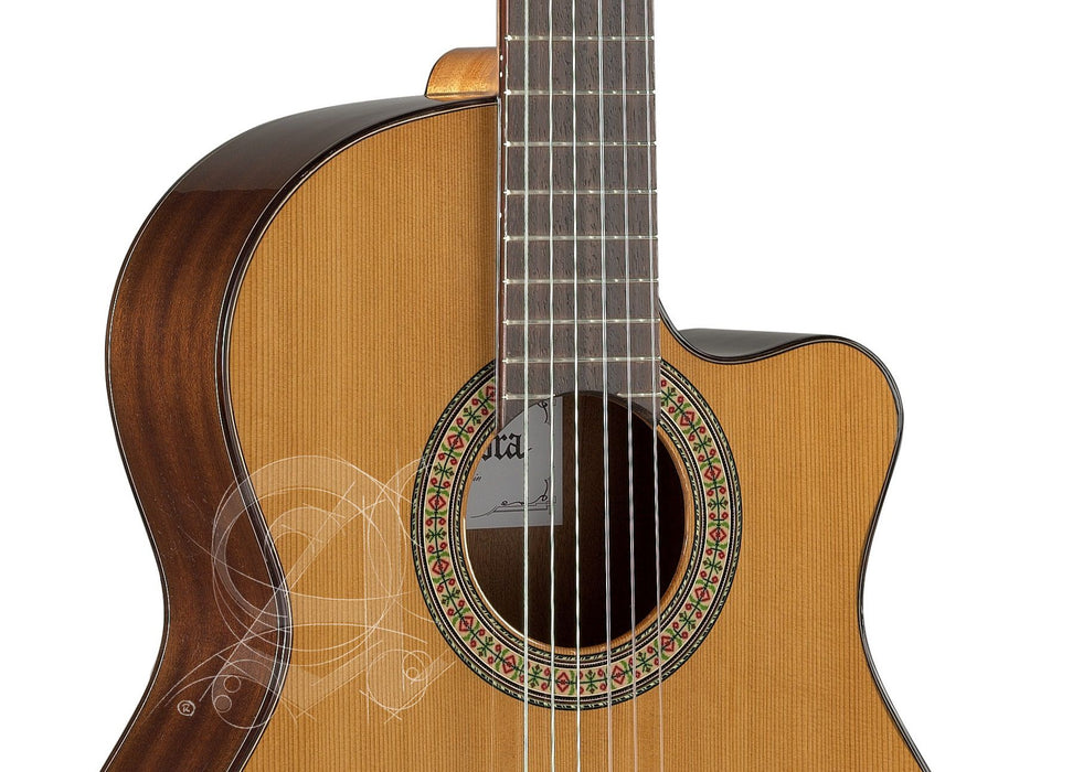 Alhambra 3C CW E1 Solid Cedar Top Classical Guitar with Pickup