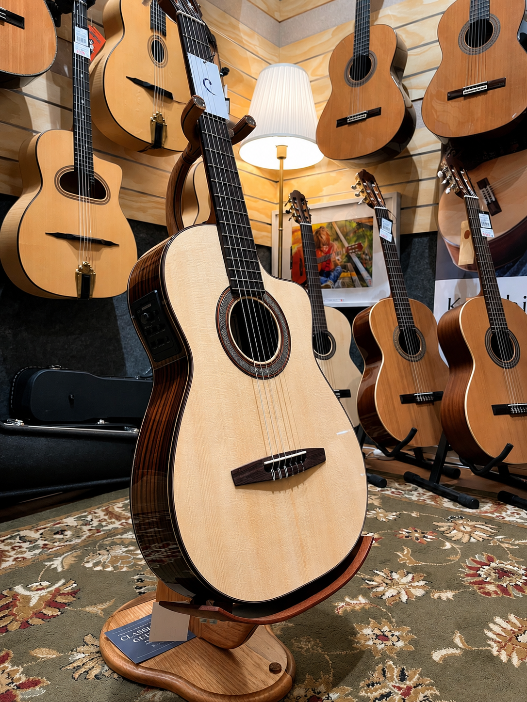 Altamira Fusion FZ-2 Classical Guitar Spruce Rosewood Pickup