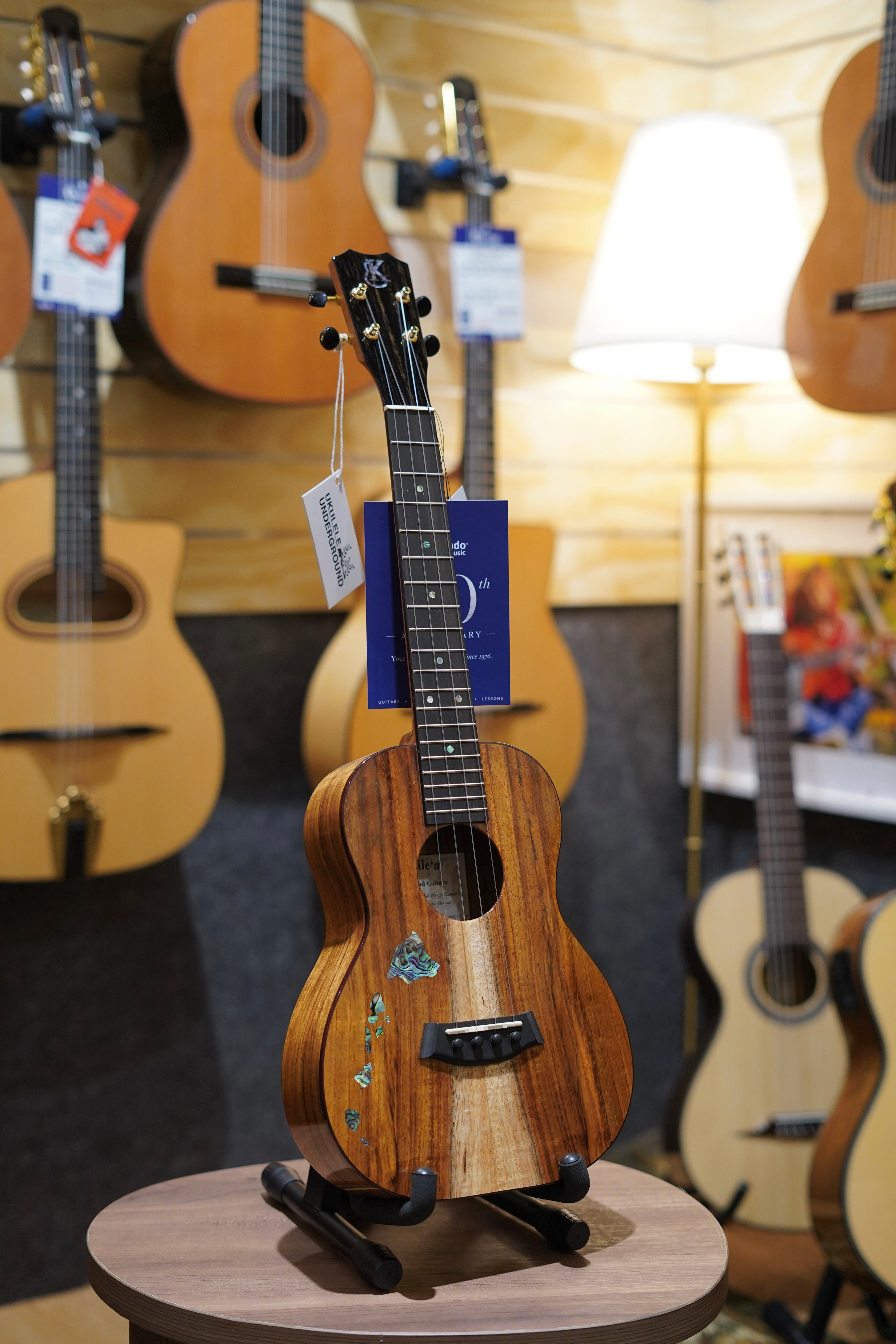 Kanilea 30029ISL-C-T ISL Tenor Core Ukulele