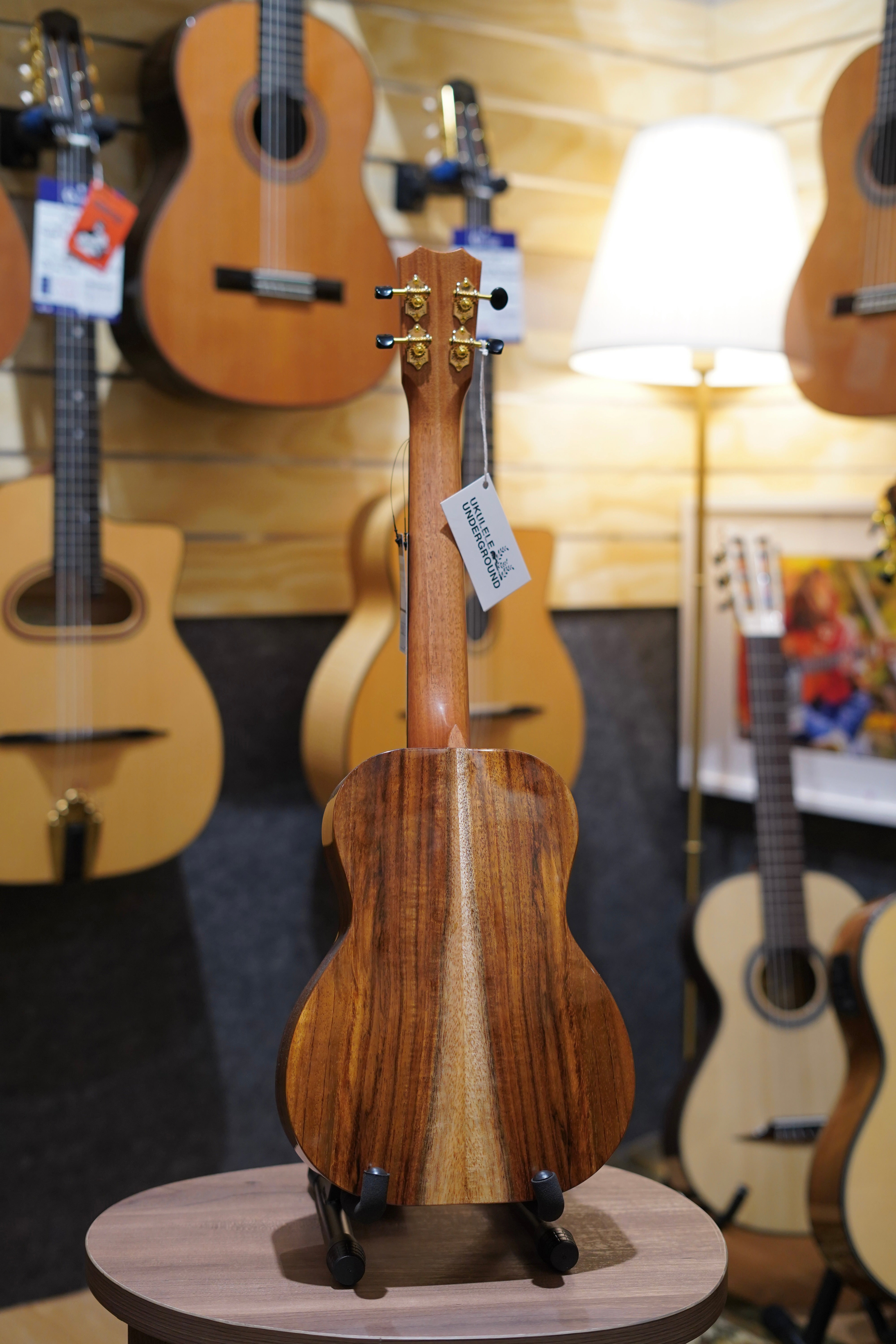 Kanilea 30029ISL-C-T ISL Tenor Core Ukulele