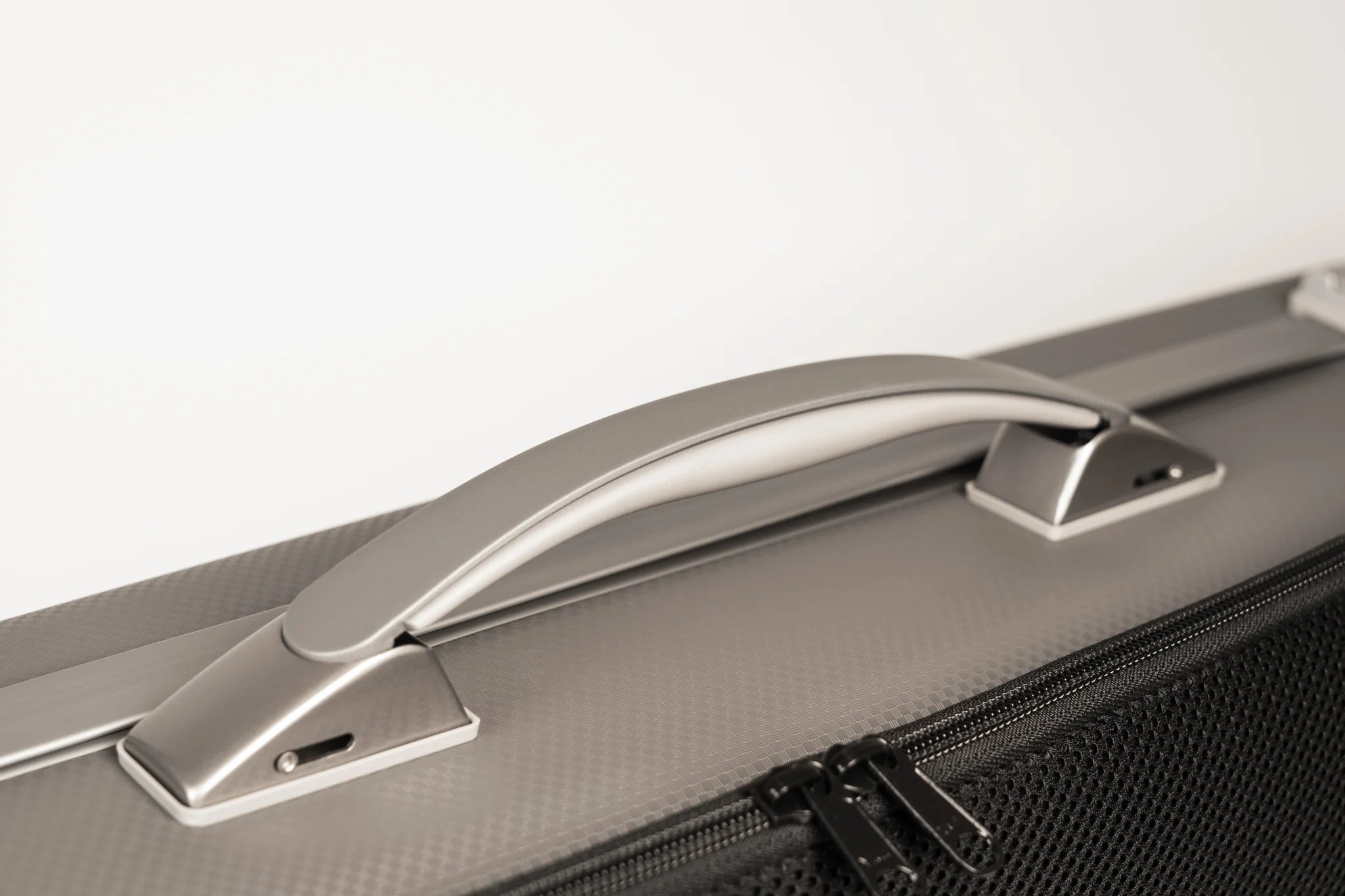 BAM Panther Hightech Oblong violin case (2 colours)