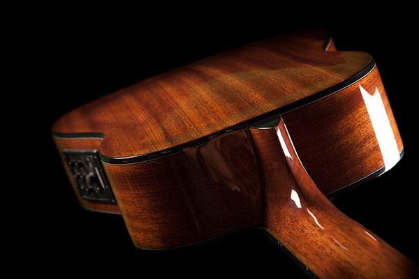 Ohana OBU-22 Solid Spruce Top Ukulele-Bass