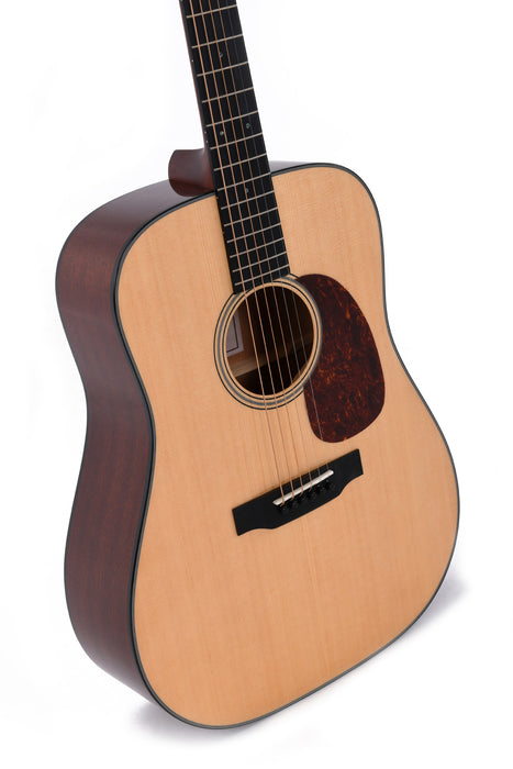 Sigma Guitar Standard Series DM-18